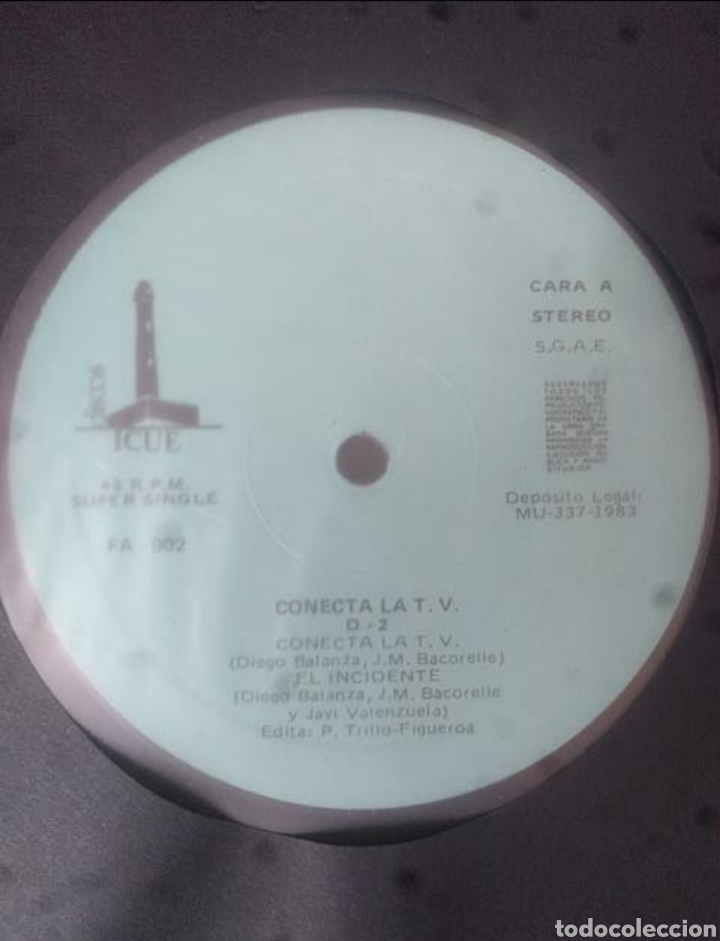 Discos de vinilo: D2 CONECTA LA T.V. EP 1983 SPAIN - Foto 3