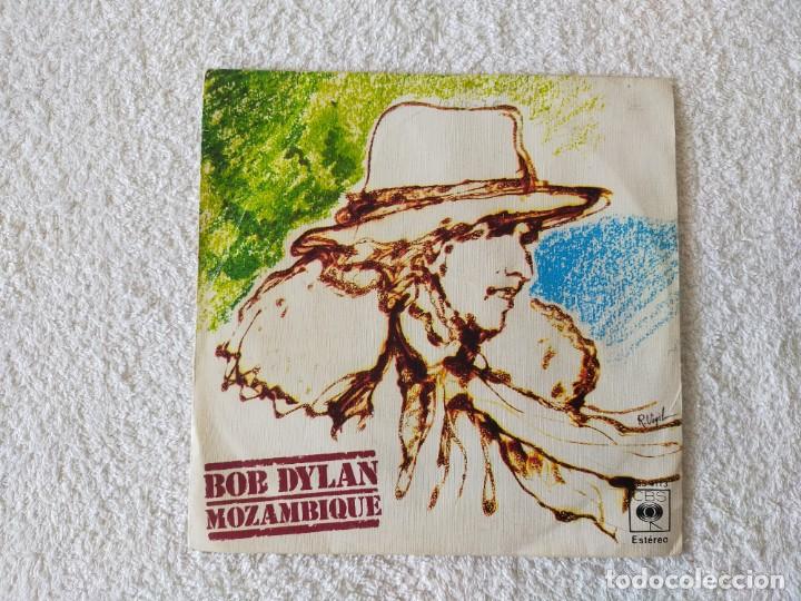 Discos de vinilo: BOB DYLAN: MOZAMBIQUE / OH, HERMANA - SINGLE CBS 1976 - Foto 1