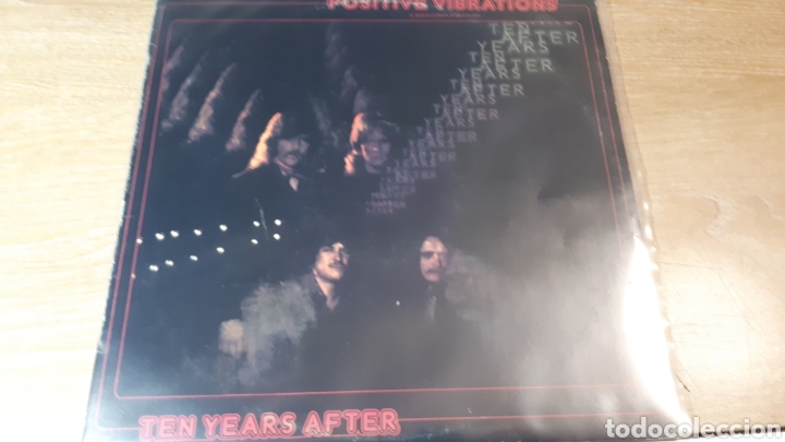 Discos de vinilo: TEN YEARS AFTER POSITIVE VIBRATIONS - Foto 1