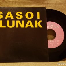 Discos de vinilo: SASOI ILUNAK - HERRI XUMEAK - BAI BADKIT. Lote 217773930