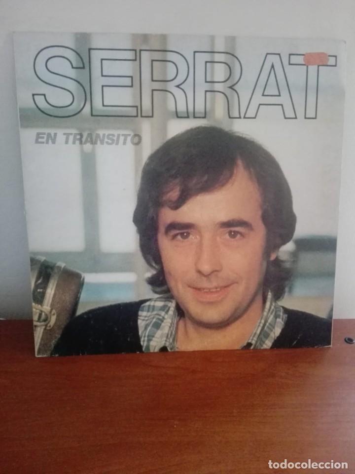 Discos de vinilo: JOAN MANUEL SERRAT .. - EN TRANSITO - LP 1981 CON ENCARTE - Foto 1