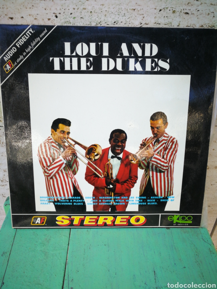 Disques de vinyle: LP LOUI AND THE DUKES- BOURBON STREET PARADE, EKIPO (AF-9001-GS).