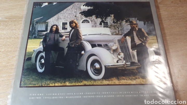 Discos de vinilo: BEE GEES LIVING EYES - Foto 2