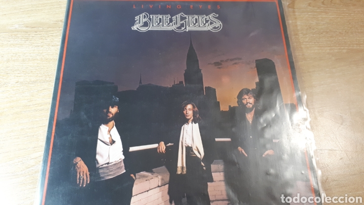 Discos de vinilo: BEE GEES LIVING EYES - Foto 1