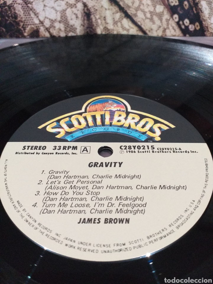 Discos de vinilo: JAMES BROWN - GRAVITY LP, EDICI&Oacute;N JAPONESA 1986 - Foto 3