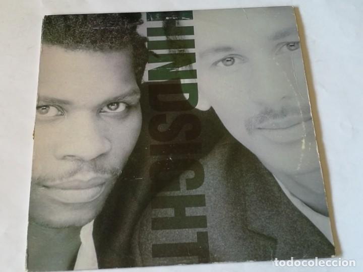 Discos de vinilo: Hindsight - Stand Up - 1987 - Foto 1