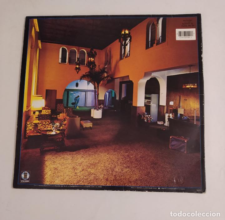 Discos de vinilo: EAGLES. HOTEL CALIFORNIA. LP. TDKDA76 - Foto 2