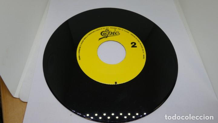 Discos de vinilo: DISCO SINGLE VINILO . TIL TUESDAY . WHAT ABOUT LOVE - Foto 4