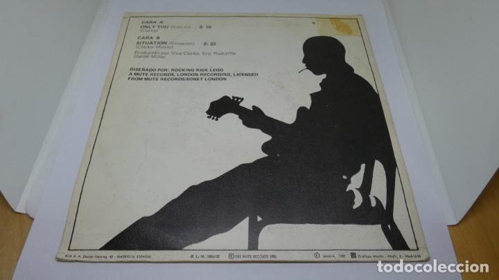 Discos de vinilo: DISCO SINGLE VINILO . YAZOO . ONLY YOU . SITUATION . - Foto 2