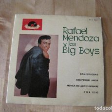 Discos de vinilo: EP RAFAEL MENDOZA Y LOS BIG BOYS FREE ME DAME FELICIDAD JOHNNY PRESTON COVER POLYDOR 213