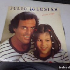 Discos de vinilo: JULIO IGLESIAS - DE NIÑA A MUJER. Lote 220498032