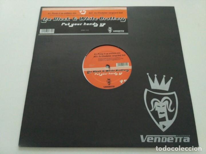 Discos de vinilo: Brothers - Put Your Hands Up - Foto 1