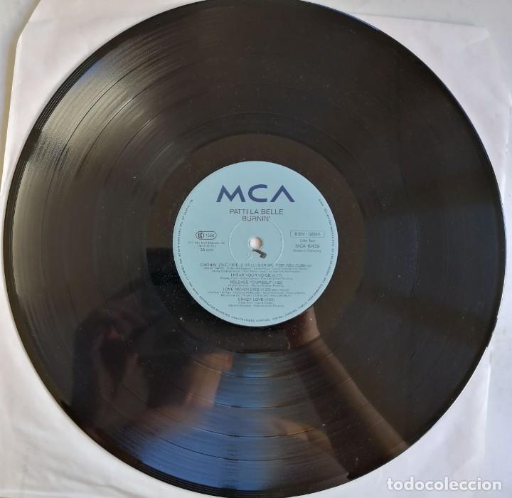 Discos de vinilo: Patti LaBelle. Burnin, MCA Records MCA 10439 - Foto 3