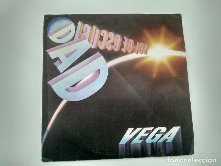 Disques de vinyle: SINGLE PROMOCIONAL VEGA (PROGRESIVO). SOL DE OSCURIDAD. . MOVIEPLAY 1981. BUEN ESTADO.