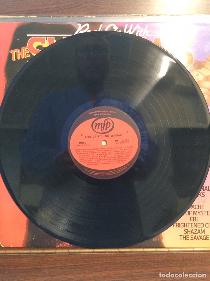 Discos de vinilo: THE SHADOWS. Rock On With. UK - Foto 5