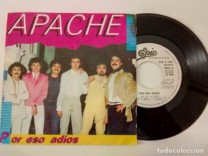 Discos de vinilo: APACHE. - POR ESO ADIOS. (Vinilo 45 rpm) - Foto 2