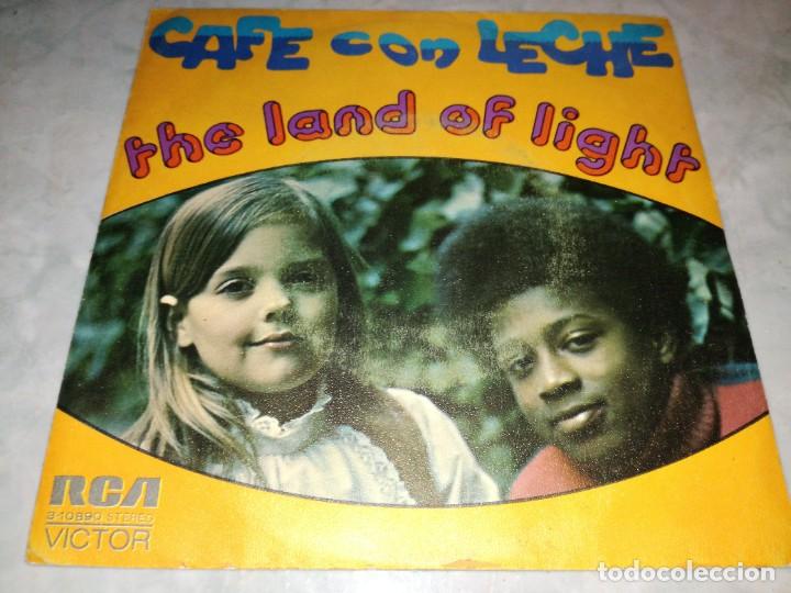 Disques de vinyle: CAFE CON LECHE-THE LAND OF LIGHT