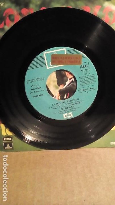 Discos de vinilo: LOS DIABLOS - LAZOS DE AMISTAD . - Foto 2