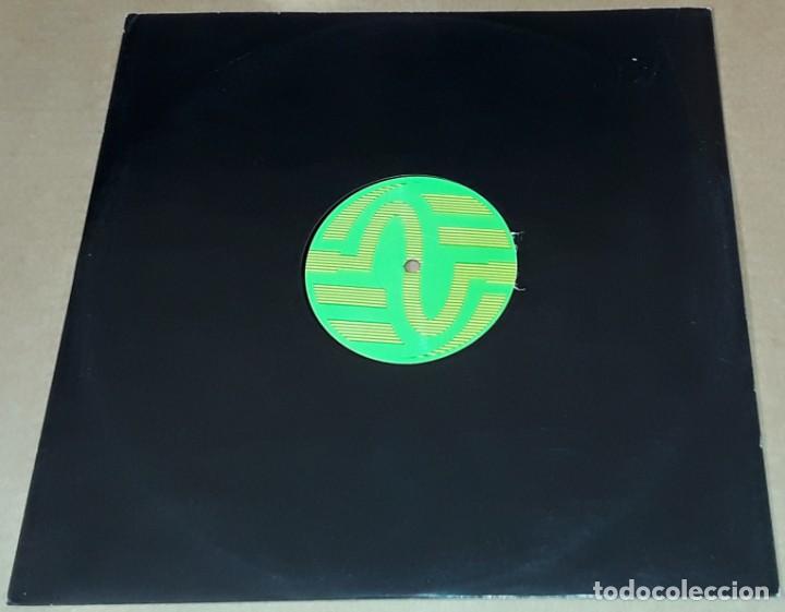 Discos de vinilo: MAXI SINGLE - SKYDIVERS - HIGH PLESSURE - MADE IN GERMANY - SKYDIVERS - Foto 2