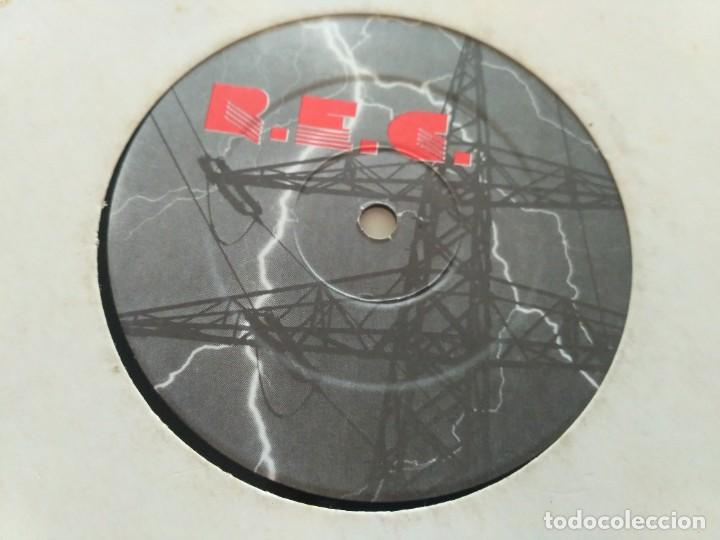Discos de vinilo: R.E.C. - Lightning Strike - Foto 2