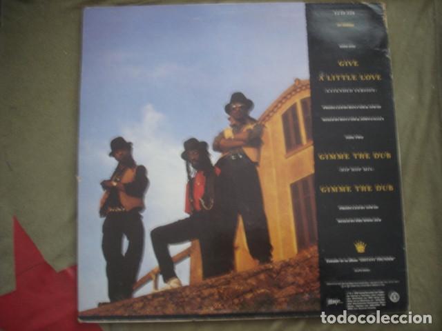 Discos de vinilo: Aswad Give A Little Love - Foto 2