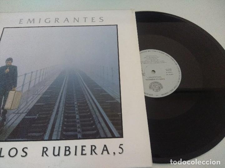 Discos de vinilo: VINILO/CARLOS RUBIERA/EMIGRANTES. - Foto 2
