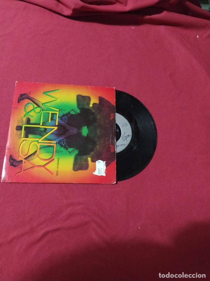 Discos de vinilo: WENDY & LISA - RAIMBOW LAKE SINGLE 1990 - Foto 1