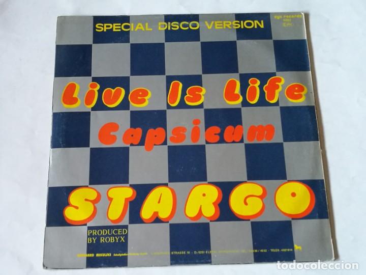 Discos de vinilo: Stargo - Live Is Life / Capsicum - 1985 - Foto 2