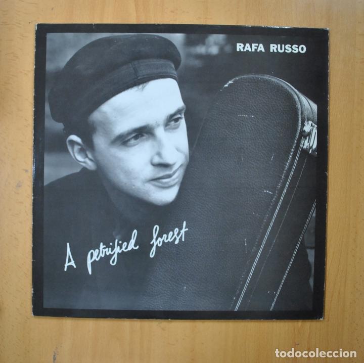 Discos de vinilo: RAFA RUSSO - A PETRIFIED FOREST - LP - Foto 1