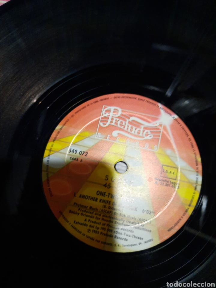 Discos de vinilo: One two three - another knife in my back - Foto 3