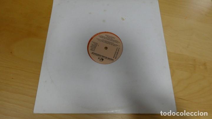 Discos de vinilo: LP DISCO VINILO . CLAIR HICKS AND LOVE EXCHANGE . - Foto 2