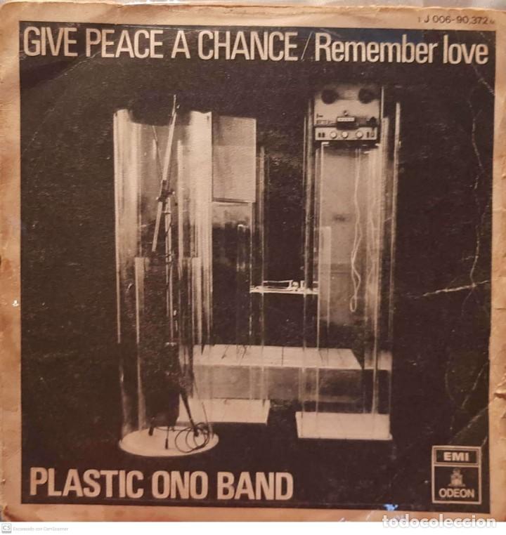 Discos de vinilo: Plastic Ono Band* &lrm;&ndash; Give Peace A Chance / Remember Love - Foto 1