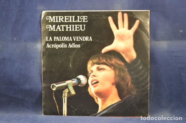 Discos de vinilo: MIREILLE MATHIEU &lrm;- LA PALOMA VENDR&Aacute; / ACR&Oacute;POLIS ADIOS - SINGLE - Foto 2