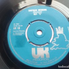 Disques de vinyle: ROY C - UK - SHOTGUN WEDDING / I'M GONNA MAKE IT. Lote 231055760