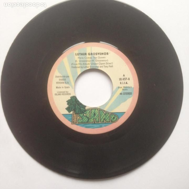 Discos de vinilo: LUTHER GROSVENOR - HERE COMES THE QUEEN - SINGLE - Foto 1