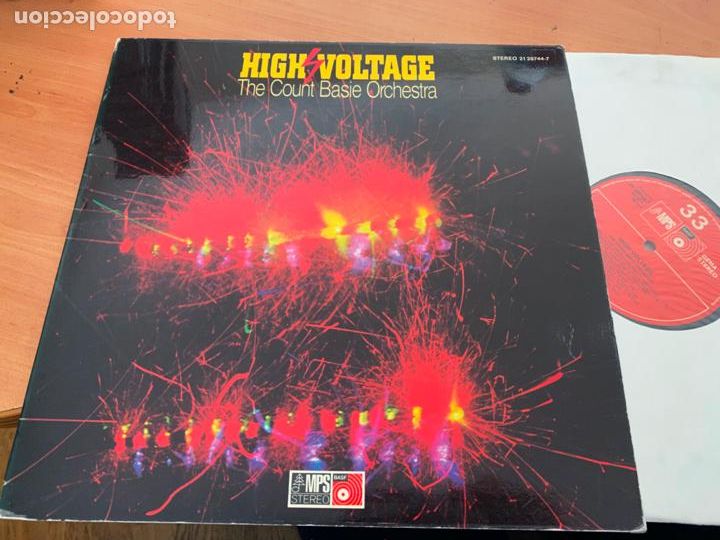 Discos de vinilo: THE COUNT BASSIE ORCHESTRA (HIGH VOLTAGE) LP ESPA&Ntilde;A 1976 GAT (B-17)