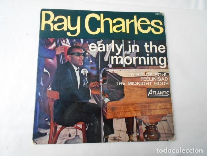 Discos de vinilo: vinilo single de ray charles - Foto 1