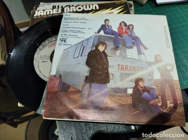 Discos de vinilo: SINGLE TARANTULA BLANCANIEVES BUEN SONIDO - Foto 2