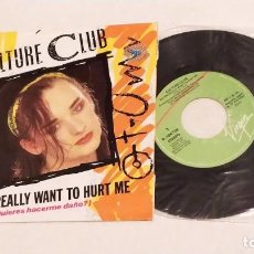 Discos de vinilo: SINGLE CULTURE CLUB. - DO YOU REALLY WANT TO HURT ME - VIRGIN 1982. Lote 235386565