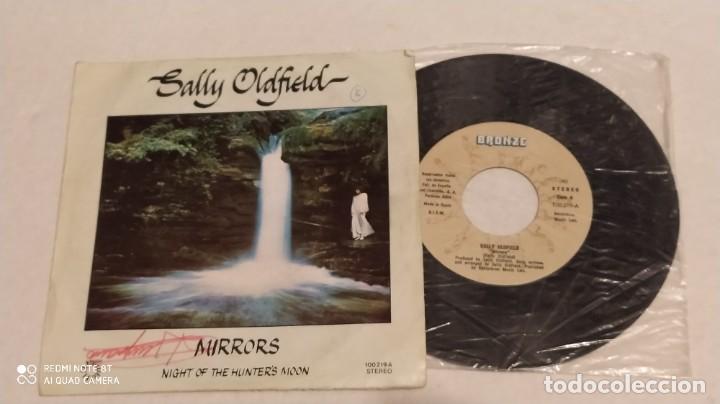 Discos de vinilo: SINGLE SALLY OLDFIELD - MIRRORS - BRONZE 1979 - Foto 1