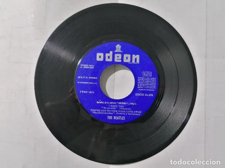 Discos de vinilo: THE BEATLES, HELP - YESTERDAY , A&Ntilde;O 1965, ODEON, DSOE 16.676 - Foto 3
