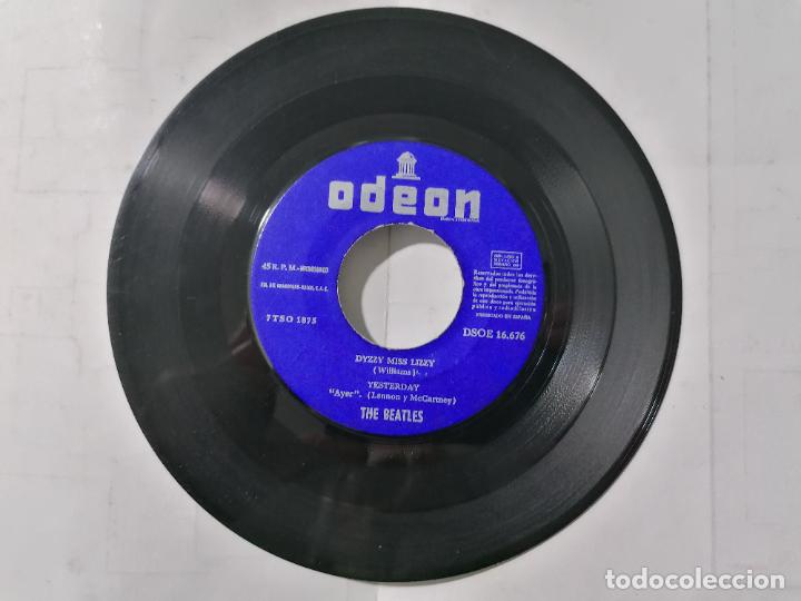 Discos de vinilo: THE BEATLES, HELP - YESTERDAY , A&Ntilde;O 1965, ODEON, DSOE 16.676 - Foto 5