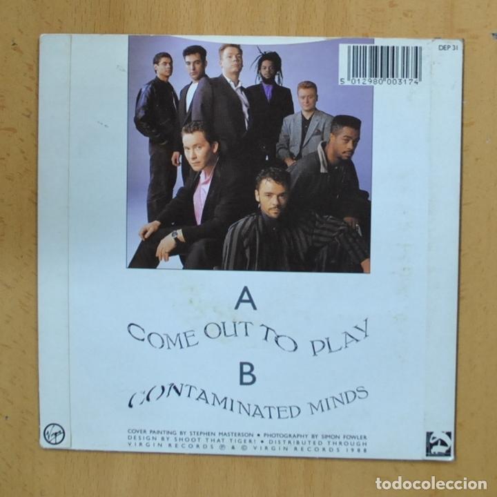 Discos de vinilo: UB40 - COME OUT TO PLAY - SINGLE - Foto 2