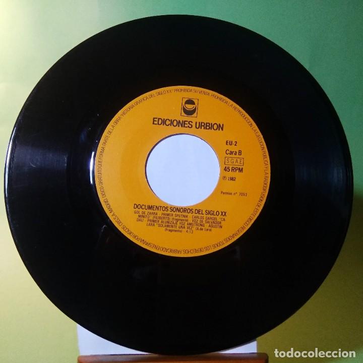 Discos de vinilo: SINGLE DOCUMENTOS SONOROS DEL SIGLO XX SIN FUNDA - D4 - Foto 2