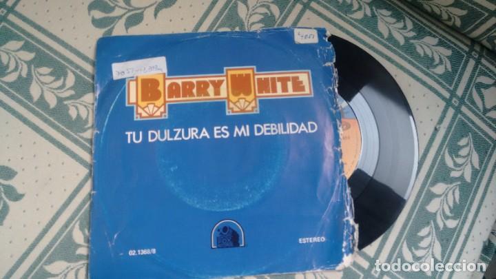 Discos de vinilo: SINGLE (VINILO) DE BARRY WHITE A&Ntilde;OS 80 - Foto 1