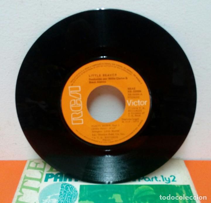 Discos de vinilo: Little Beaver- Party down- partes 1 & 2- single vinilo - Foto 4
