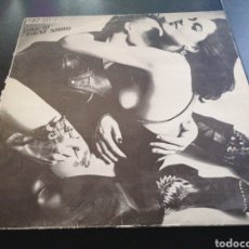 Discos de vinilo: SCORPIONS - LOVE AT FIRST STING LP EDICIÓN ESPAÑOLA 1984. Lote 238752210