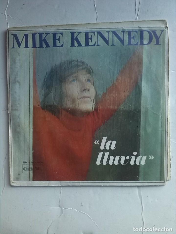Discos de vinilo: MIKE KENNEDY - LA LLUVIA SINGLE 7&rdquo; - Foto 1