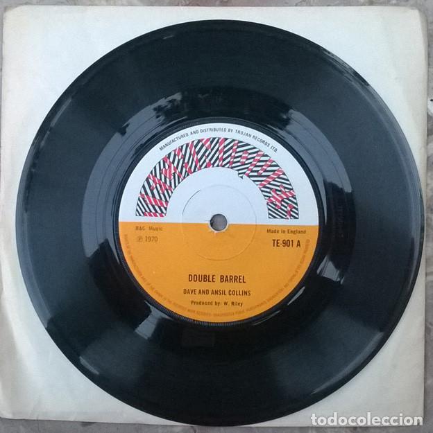 Discos de vinilo: Dave and Ansil Collins. Double Barrel. Techniques, UK 1970 single - Foto 2