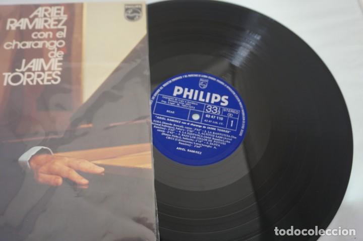 Discos de vinilo: VINILO 12&rdquo; - LP - ARIEL RAMIREZ CON EL CHARANGO DE JAIME TORRES / PHILIPS - Foto 2